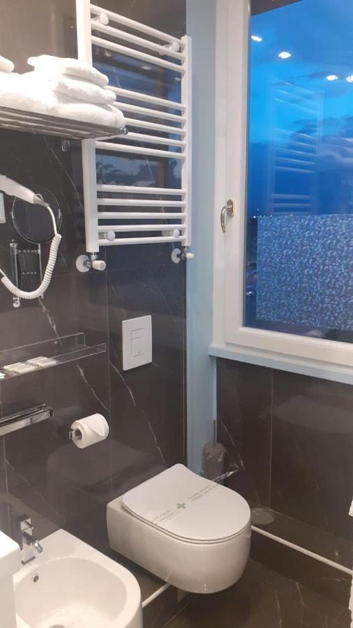 Pescara Centro Luxury Suite II Deluxe Rooms Εξωτερικό φωτογραφία