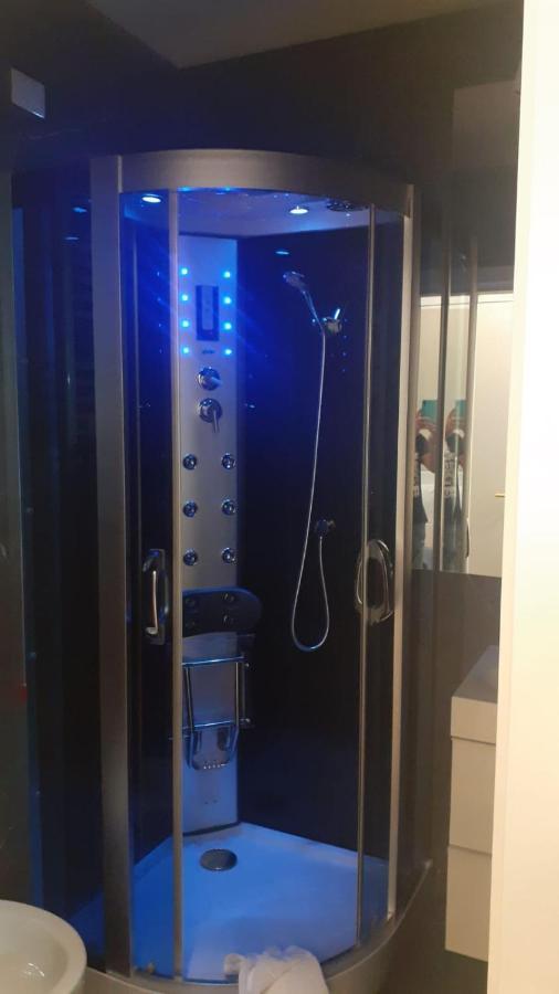 Pescara Centro Luxury Suite II Deluxe Rooms Εξωτερικό φωτογραφία